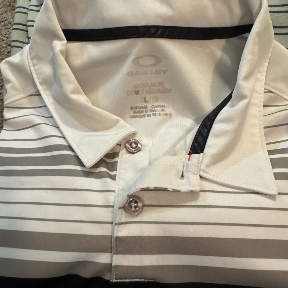 Oakley Men's White and Gray Striped Shirt
